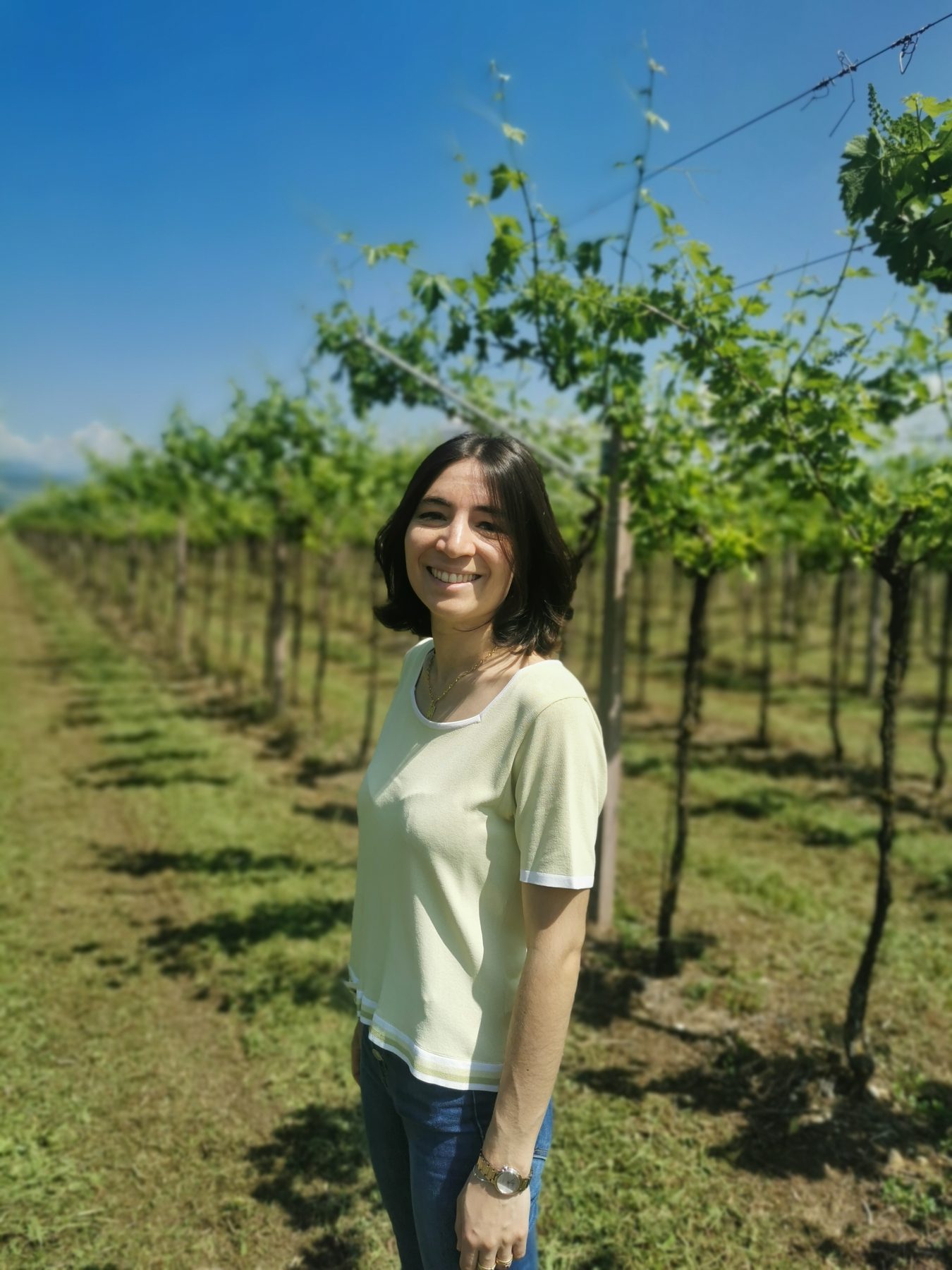 Anna Franchini tra i vigneti della Valpolicella